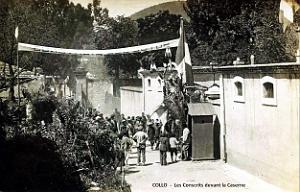 Collo - Conscrits - Devant la Caserne
